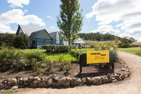 Hanging Rock Winery